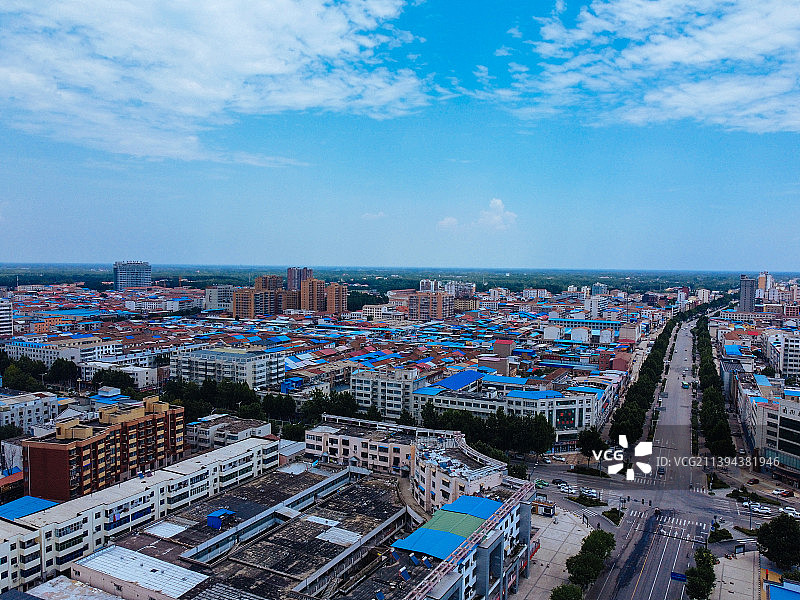 尉氏县 人民东路 建设中路 东湖 美美百货 尉东市场图片素材