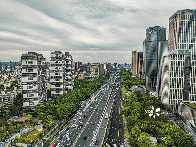 航拍浙江省杭州市上城区钱塘新城道路风光图片素材