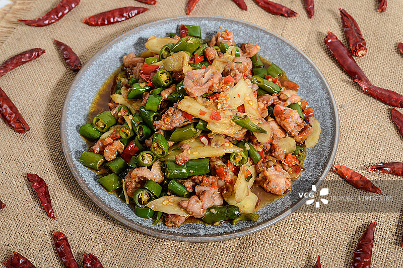 双椒仔兔 双椒兔图片素材