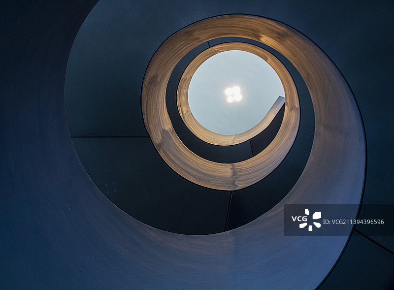 合肥美术馆旋转楼梯图片素材