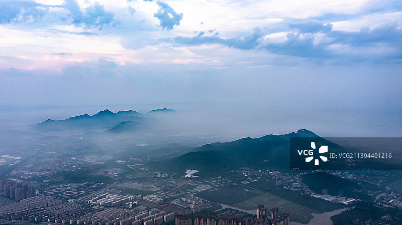 航拍杭州超山日出云海图片素材