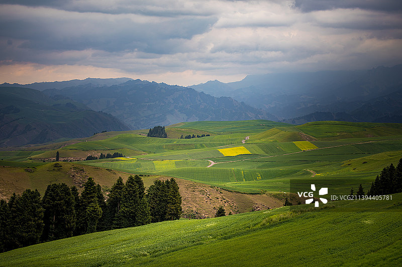 中国新疆昌吉江布拉克的风光图片素材