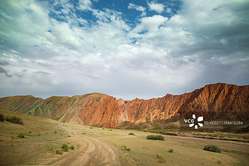 中国新疆昌吉丹霞地质公园和努尔加大峡谷图片素材