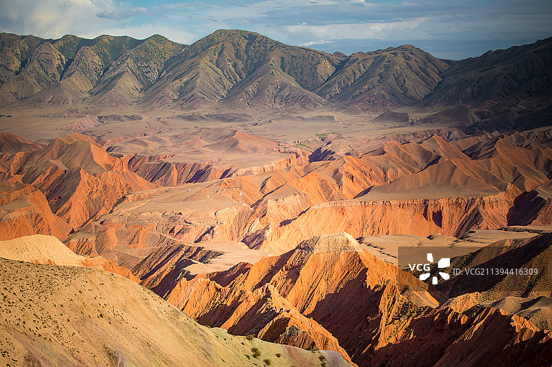 中国新疆昌吉丹霞地质公园和努尔加大峡谷图片素材