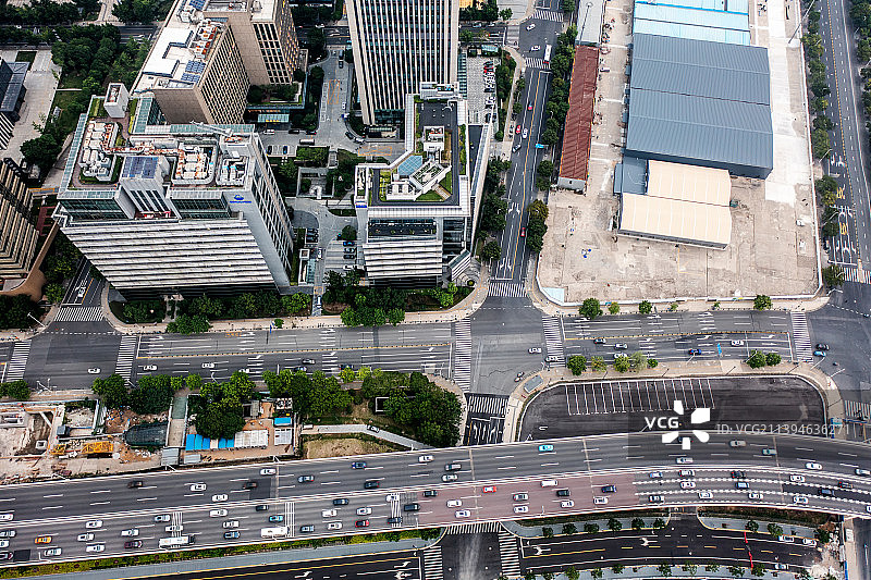 航拍上海SK大厦图片素材