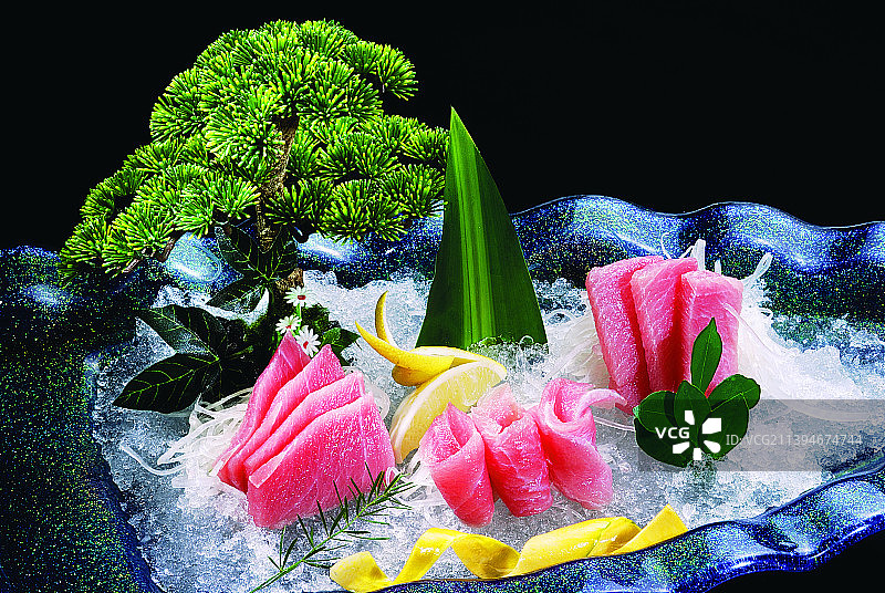 魅力的三文鱼图片素材