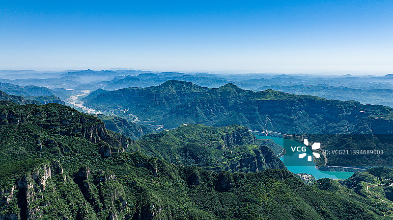 河南安阳林州太行山平湖风光图片素材