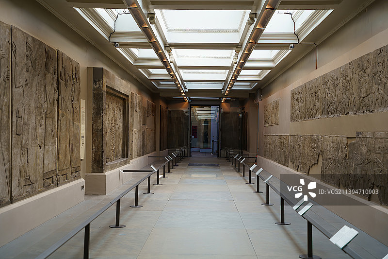 大英博物馆藏大英博物馆藏亚述王国亚述那西尔帕二世时期尼姆鲁德宫殿浮雕图片素材