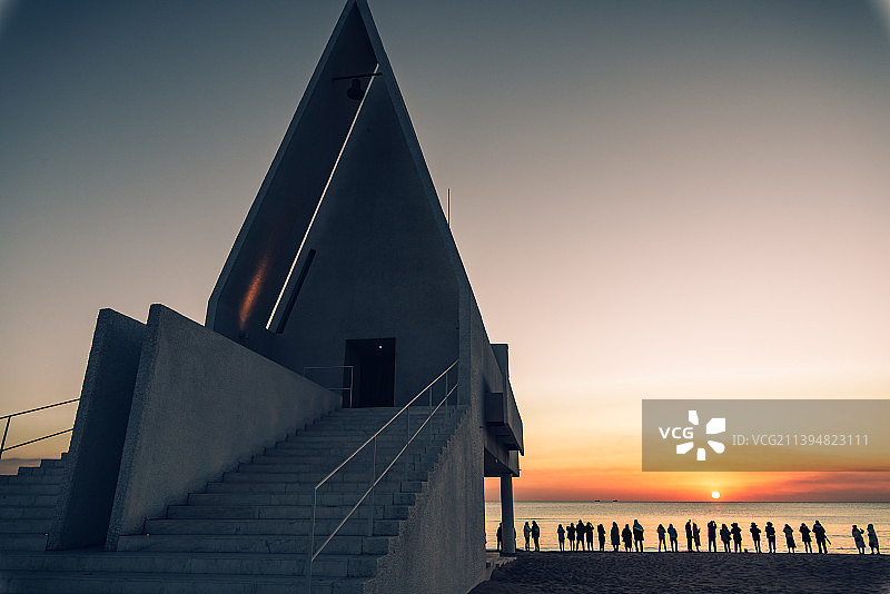 北戴河阿那亚度假村礼堂日出图片素材