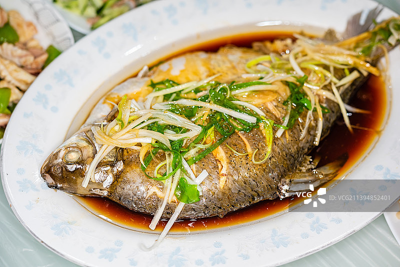 一盘清蒸武昌鱼图片素材