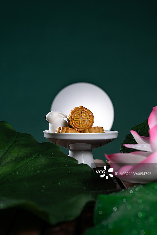 创意荷花月饼图片素材