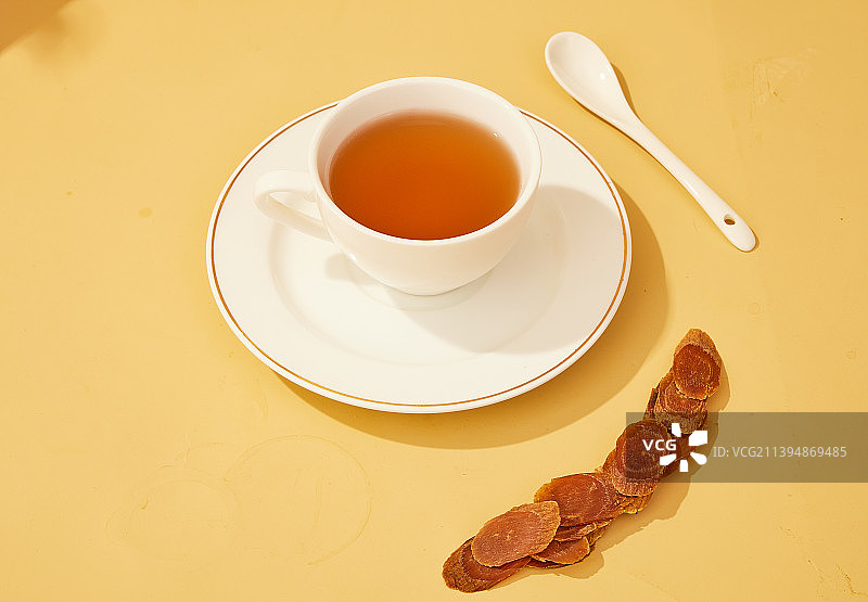 红参片泡水茶饮图片素材
