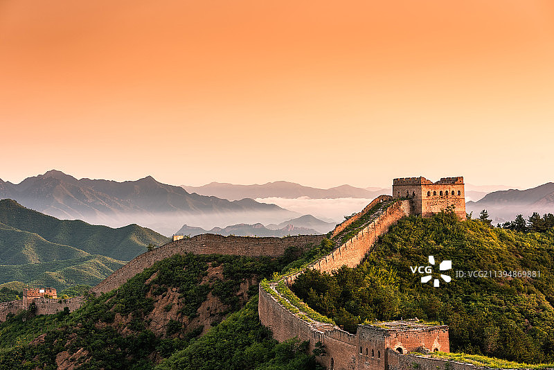 金山岭长城日出图片素材