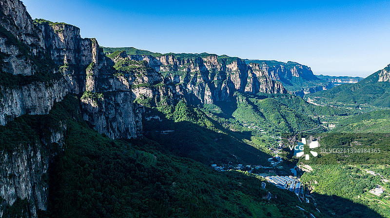 山西长治市平顺县井底村风光图片素材