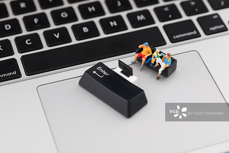 微缩场景观看网络电视图片素材