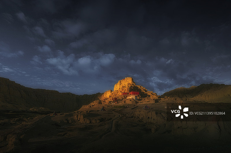 黎明时分的古格王朝图片素材