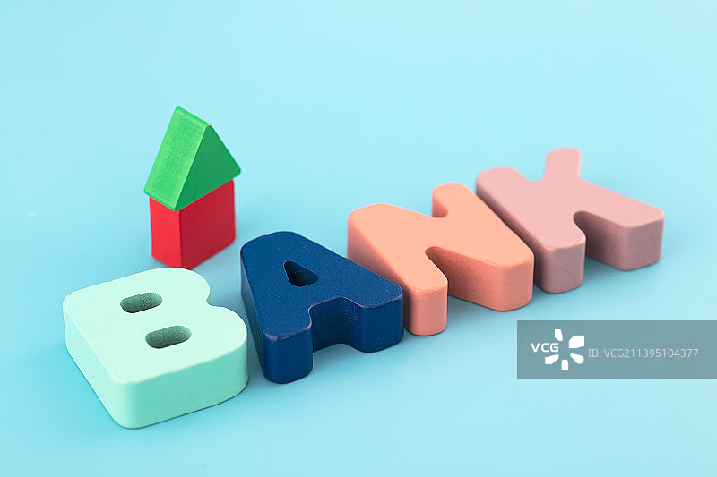 英文银行bank和房子积木图片素材