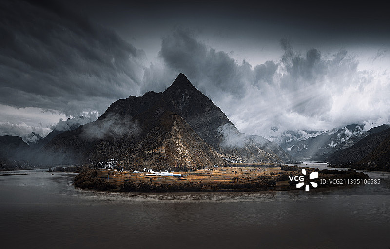 长江第一湾图片素材