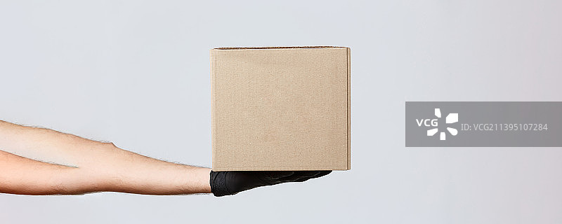 非接触式配送，新冠疫情购物概念图片素材