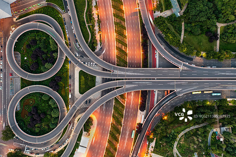 亚洲中国河南省郑州市郑东新区CBD中央商务区航拍视角图片素材