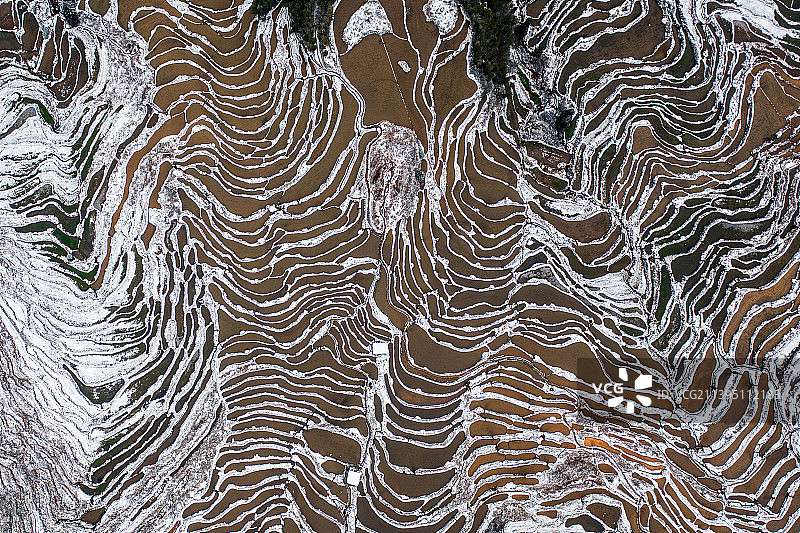 航拍浙江省丽水市云和梅源梯田雪景图片素材