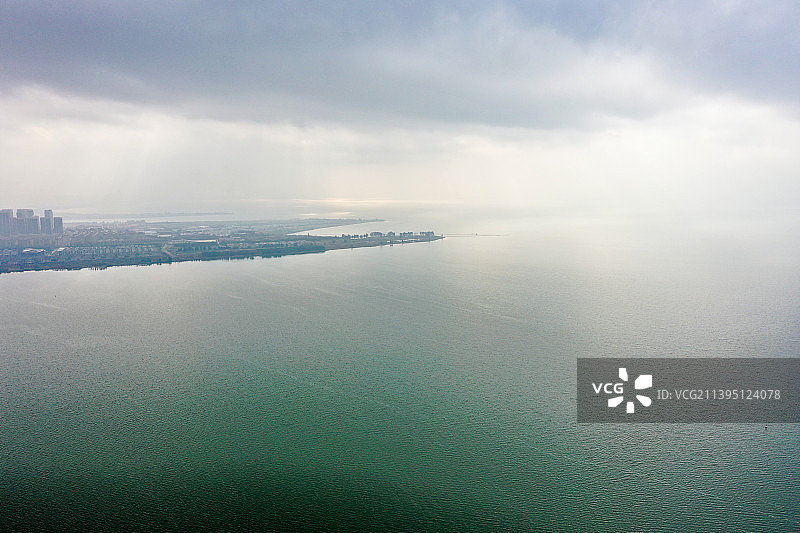 航拍云南昆明滇池 昆明海埂公园图片素材