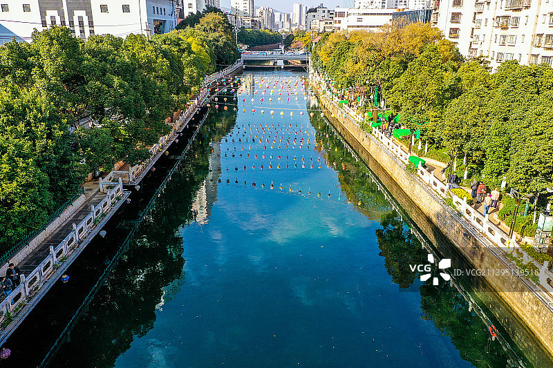 航拍云南昆明盘龙江 昆明金牛公园图片素材