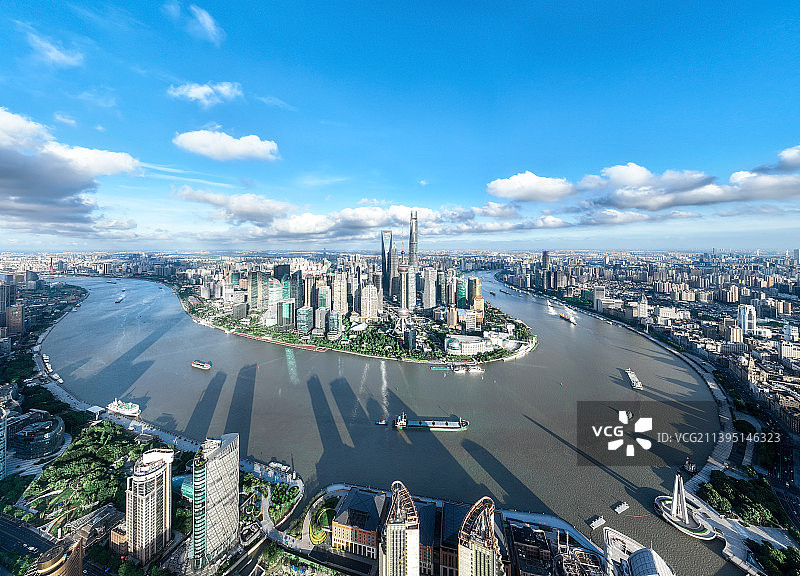 上海虹口区北外滩滨江黄浦江陆家嘴全湾全景航拍接片图片素材
