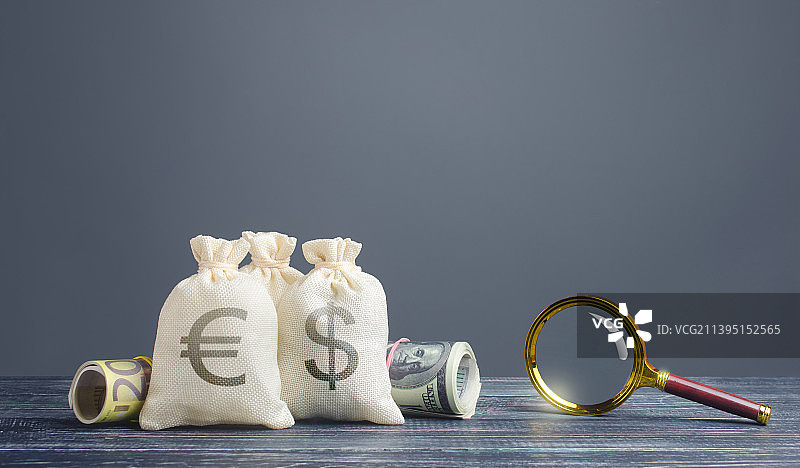 桌上物品的特写图片素材