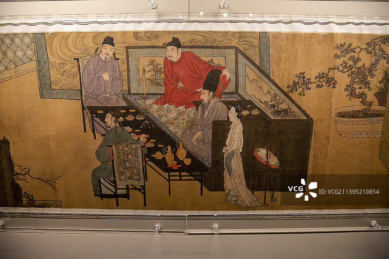 中国国家博物馆藏明清肖像画展：摹韩熙载夜宴图（明，佚名，绢本设色）图片素材