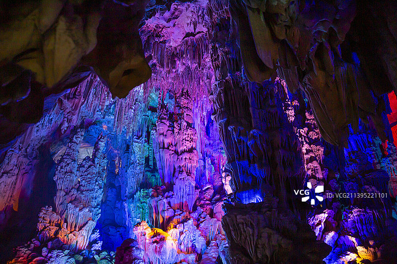 广西桂林芦笛岩图片素材