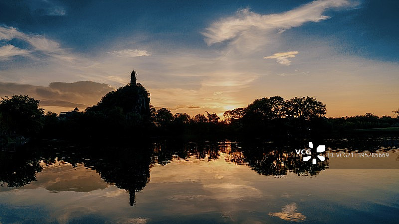 塔山暮影图片素材