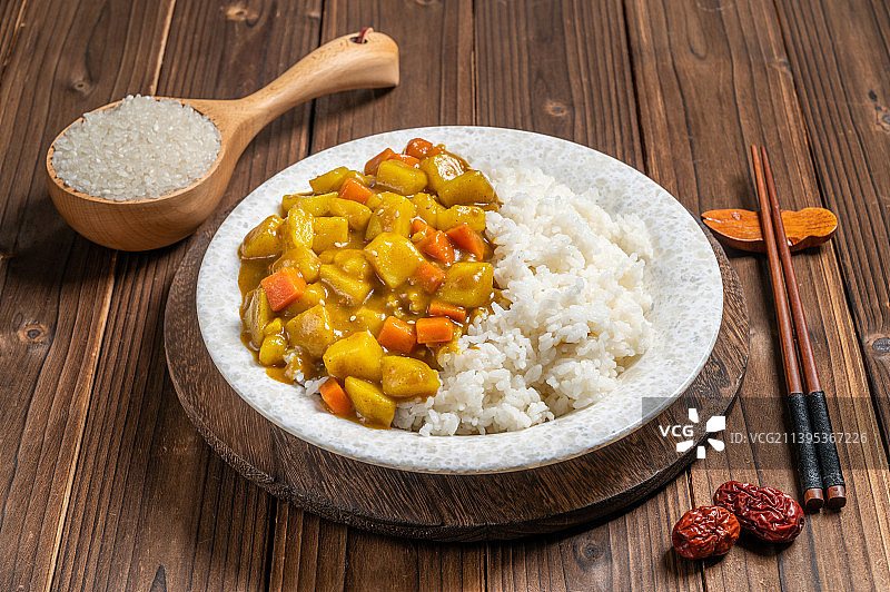咖喱土豆饭图片素材