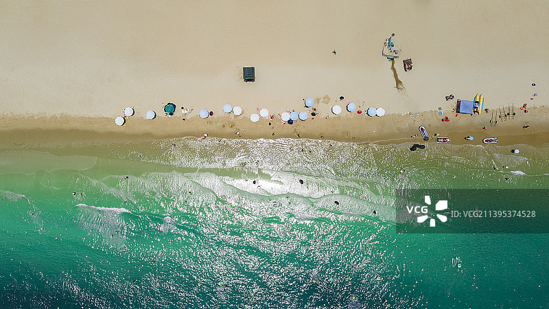 海边沙滩航拍视角图片素材