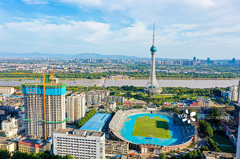 航拍河南洛阳中原明珠广播电视塔 洛阳西工体育场 洛河河畔图片素材