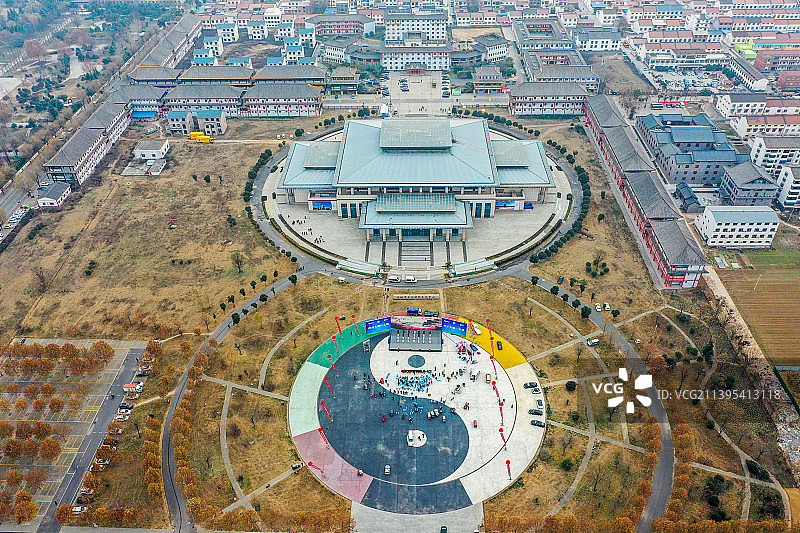 航拍河南焦作温县陈家沟太极拳文化国际交流中心 八卦图广场图片素材