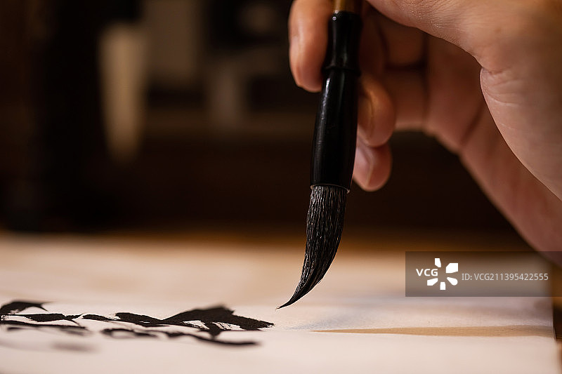 写毛笔字,笔触特写,东方生活方式图片素材