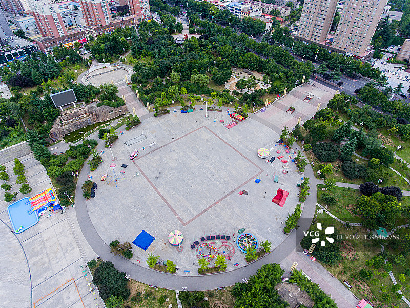 航拍河南省三门峡市灵宝市文化活动中心广场图片素材