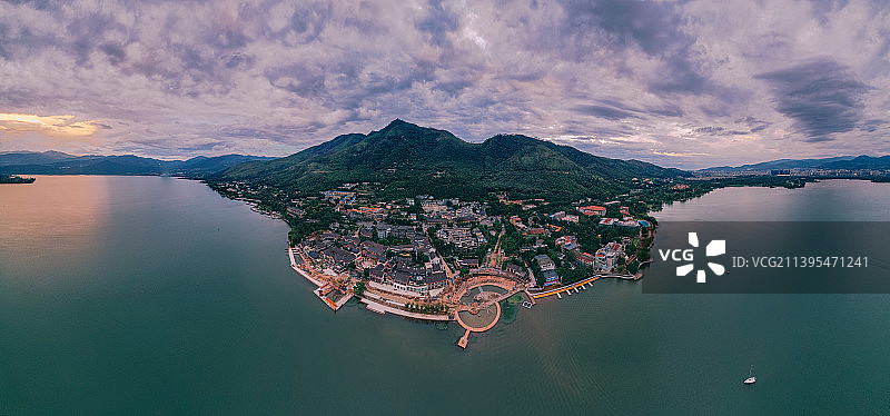 邛海 四川省第一大天然淡水湖图片素材