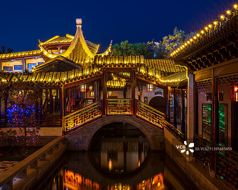 临清宛园夜景图片素材