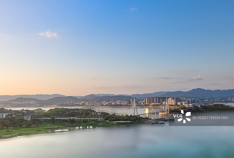 丹江口大桥城市风光图片素材