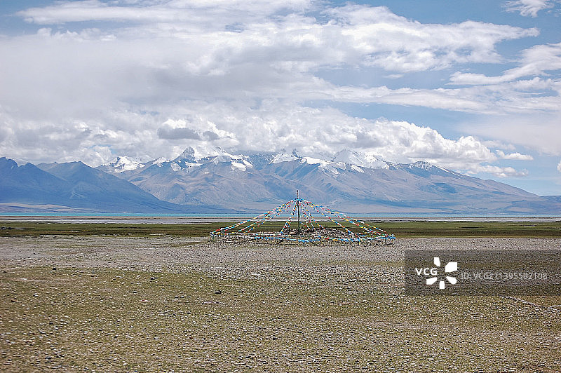 中国新疆西藏旅游风景图 新藏线旅行 自行车户外 圣湖玛旁雍措 冈仁波齐 经幡 雪山图片素材