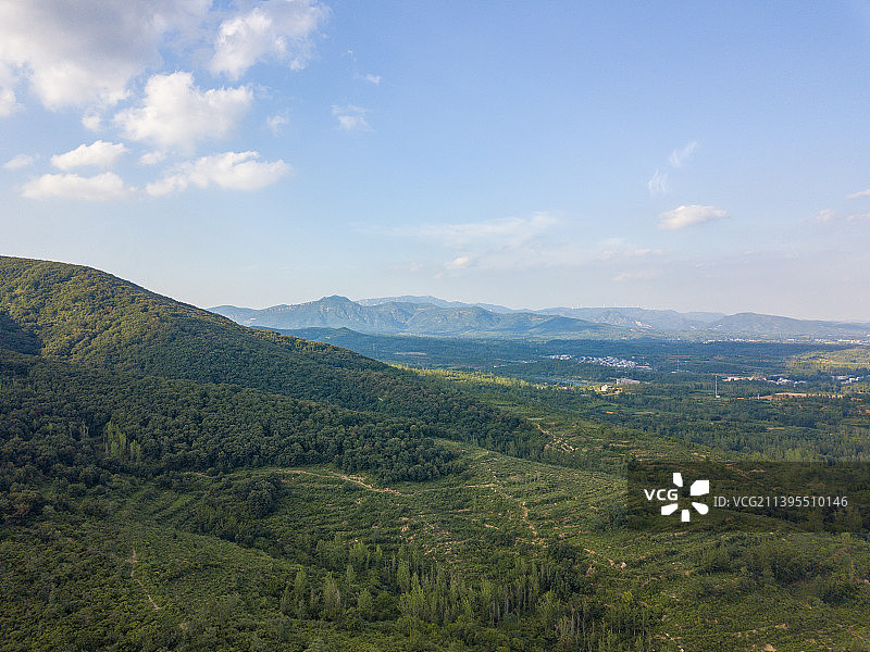 河南省登封嵩山夏天户外风光航拍图片素材