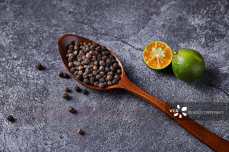 黑胡椒特写图片素材