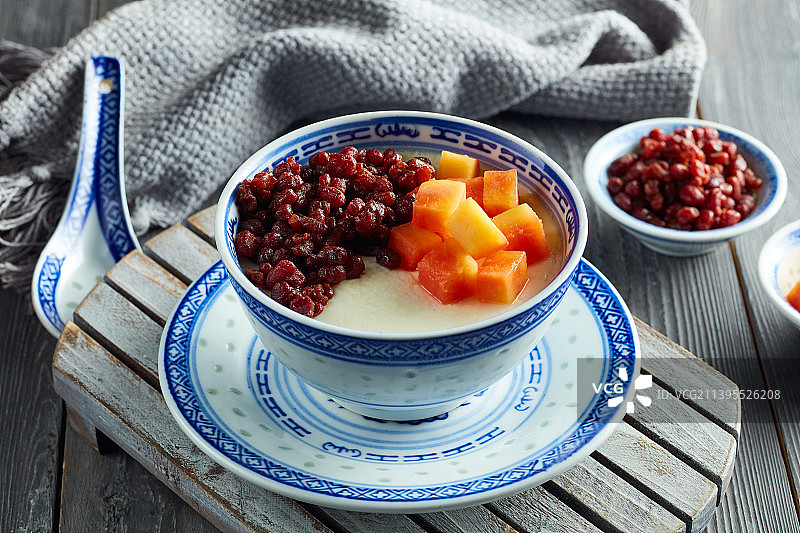 木瓜红豆双皮奶图片素材