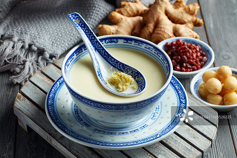 莲子红豆姜撞奶图片素材