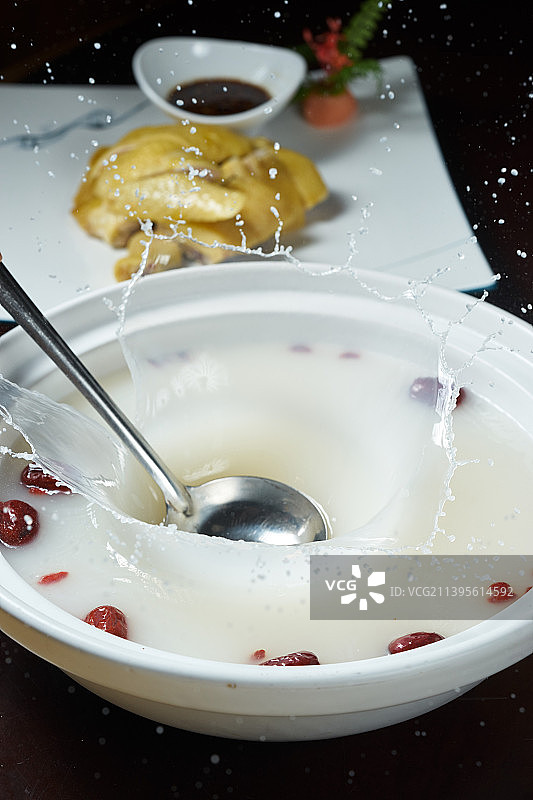 鲟鱼火锅图片素材