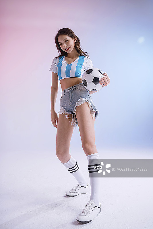 快乐的足球宝贝图片素材