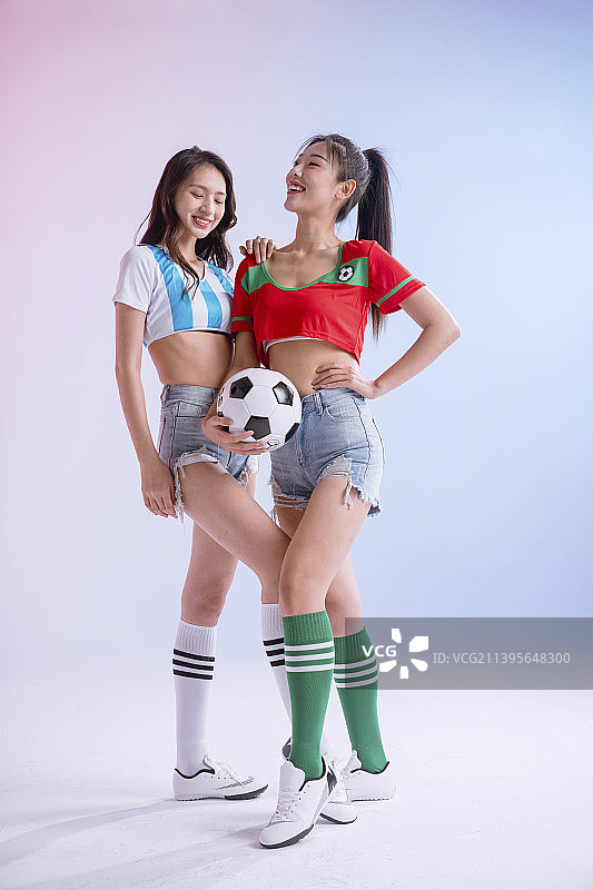 快乐的足球宝贝图片素材