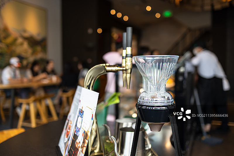 星巴克R甄选店手冲咖啡器具图片素材